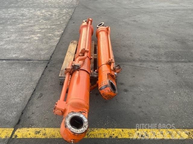 Fiat-Hitachi FH 450 Hidráulicos