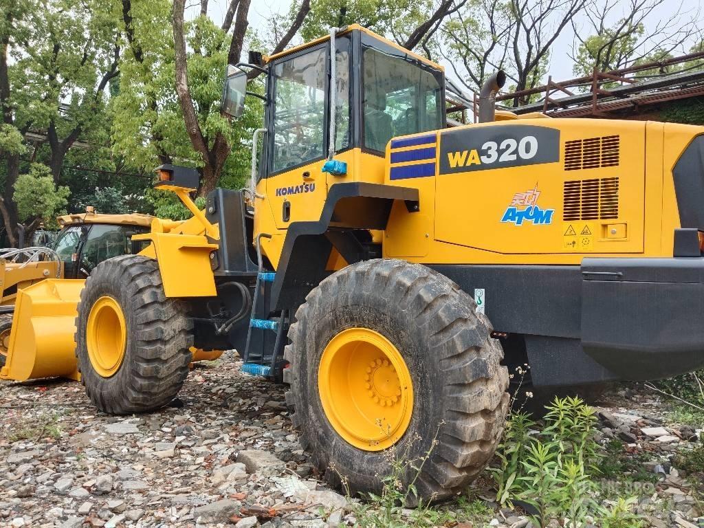 Komatsu WA320-5 Cargadoras sobre ruedas