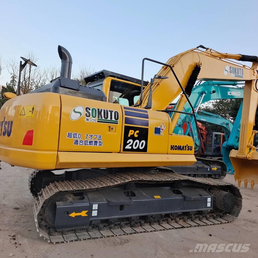 Komatsu PC 200-8 Excavadoras de cadenas