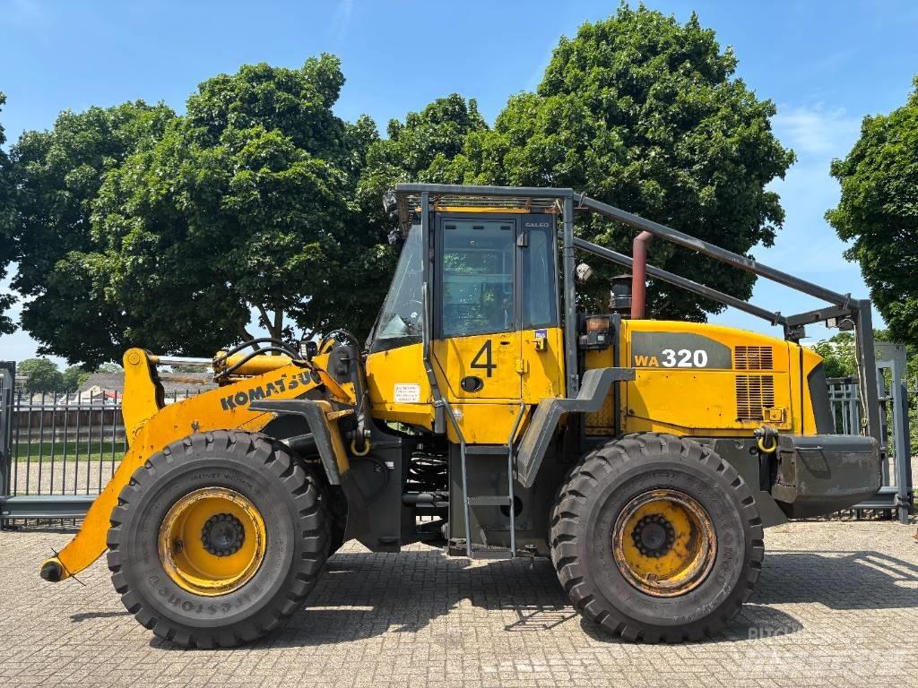 Komatsu WA 320-5 Cargadoras sobre ruedas