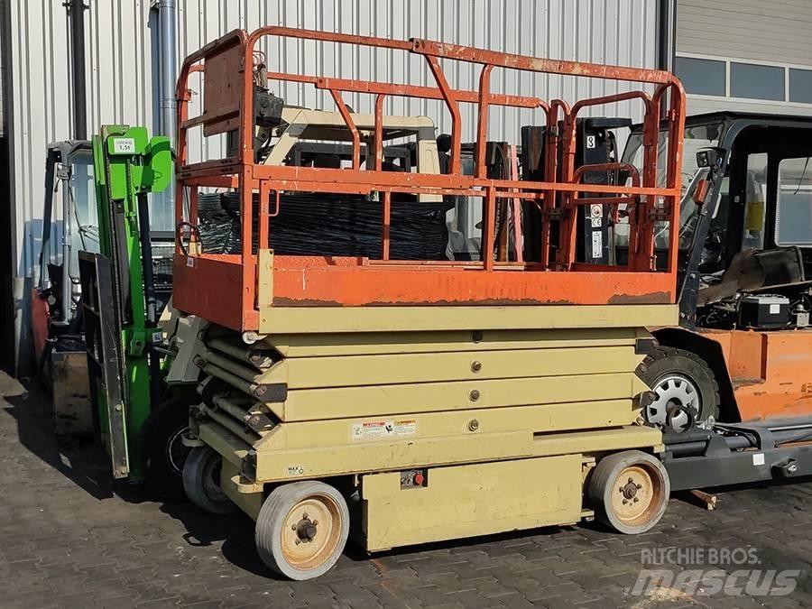 JLG 2646 E 2 Plataformas tijera
