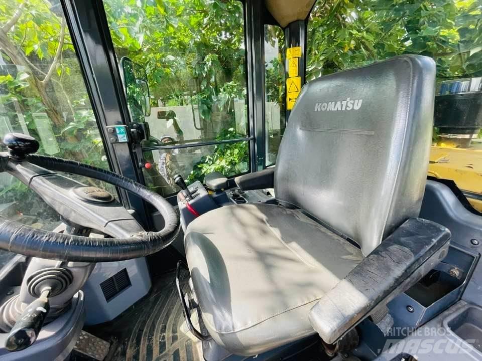 Komatsu WA380-8 Cargadoras sobre ruedas