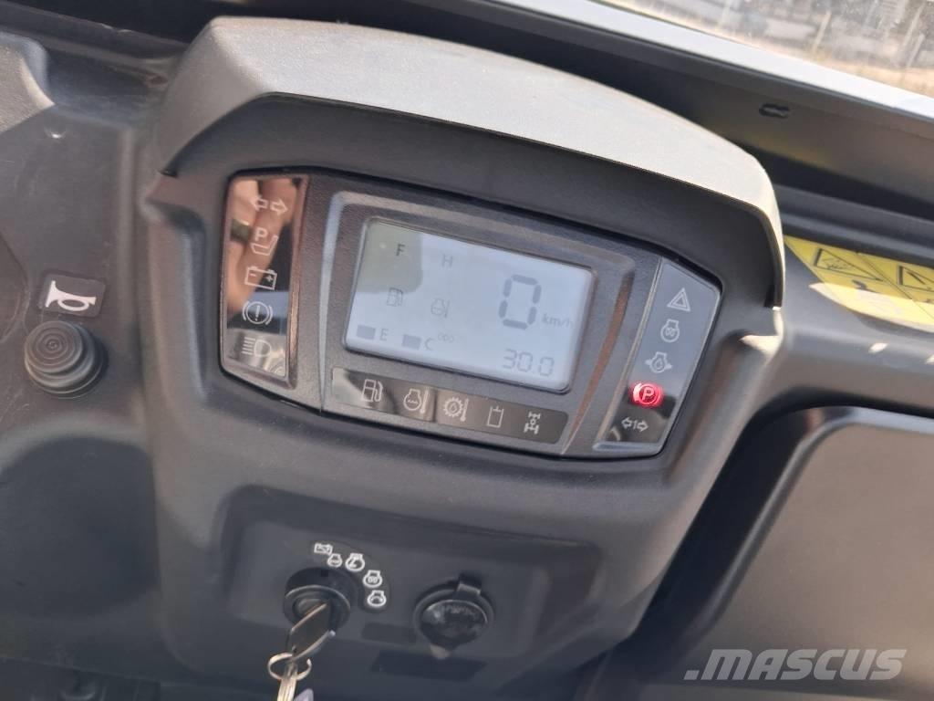 Kubota RTV-X 1110 Maquinaria para servicios públicos