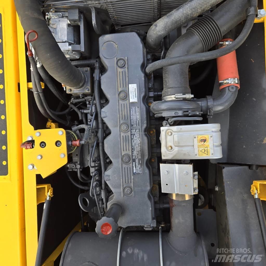 Komatsu PC 200-8 Excavadoras de cadenas