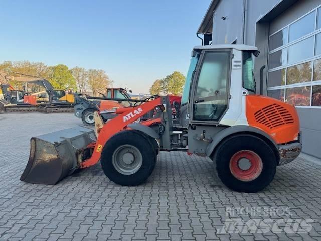 Atlas AR 80 Cargadoras sobre ruedas