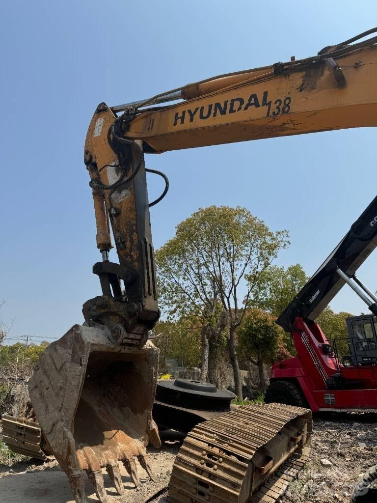 Hyundai R 150 W-9 Excavadoras de ruedas