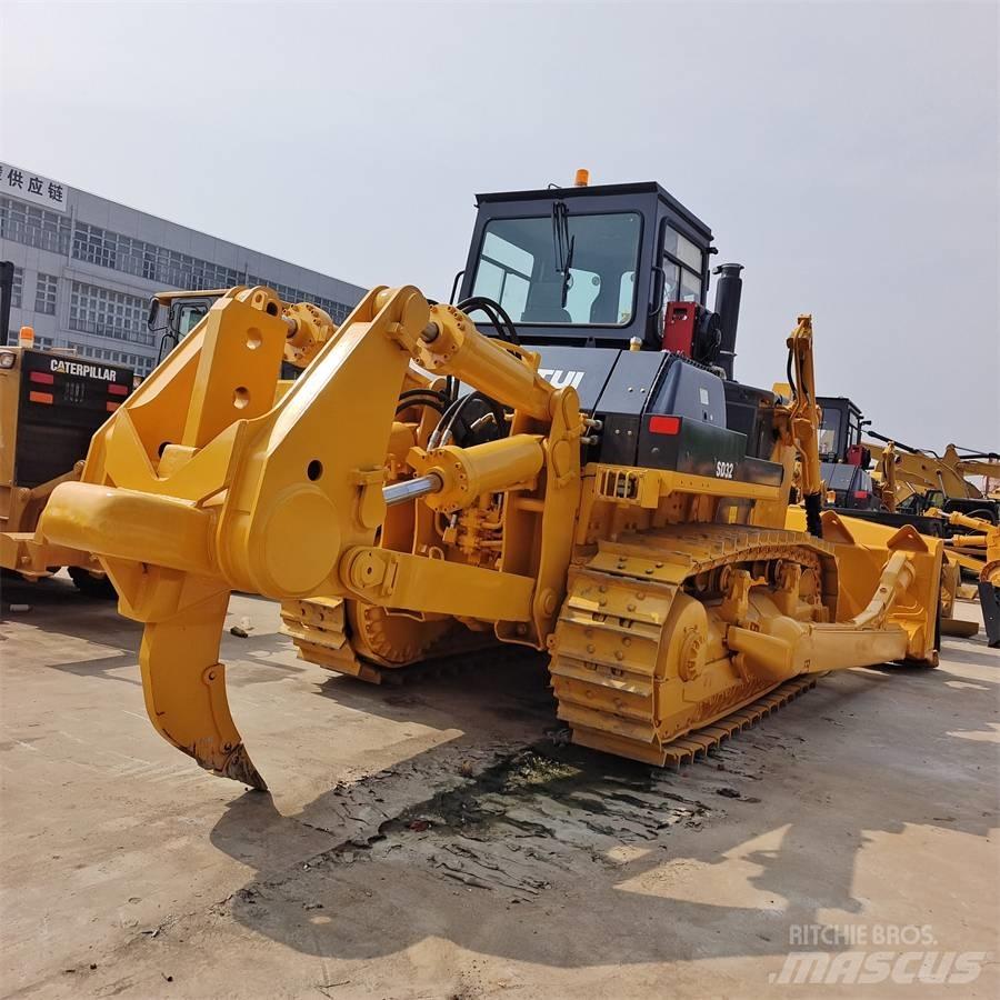 Shantui SD 32 Buldozer sobre oruga