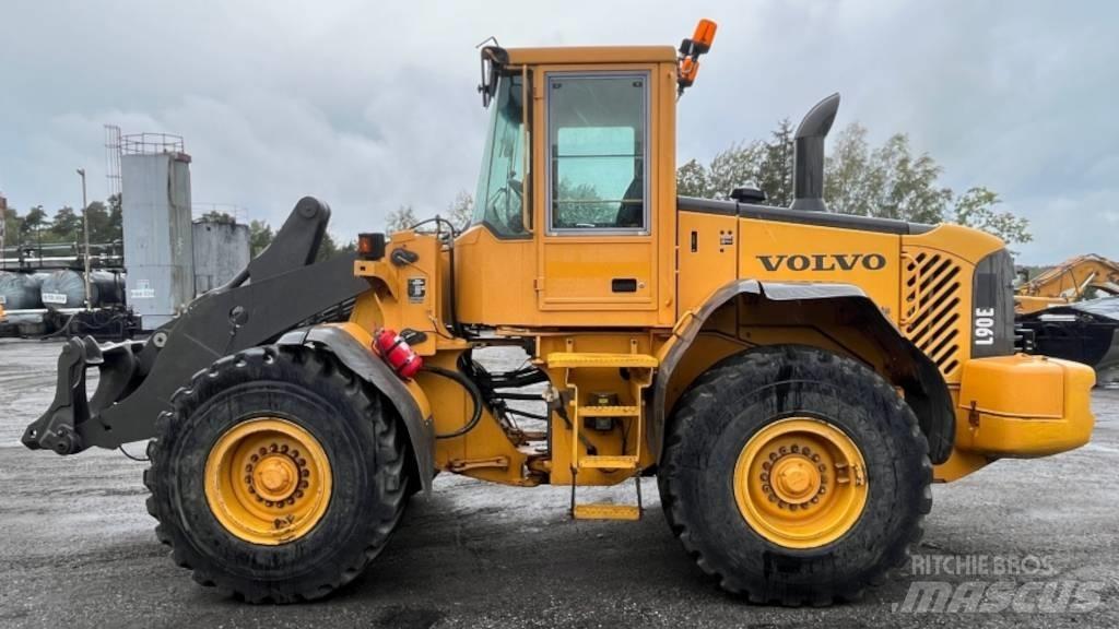 Volvo L 90 E Cargadoras sobre ruedas