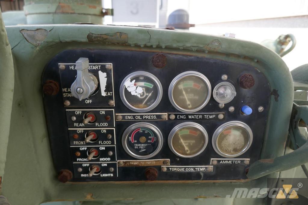 CAT D7F Ex-army Buldozer sobre oruga