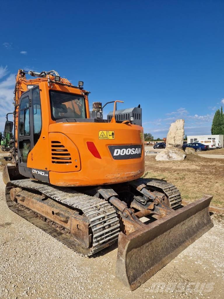 Doosan DX 140 LCR Excavadoras de cadenas