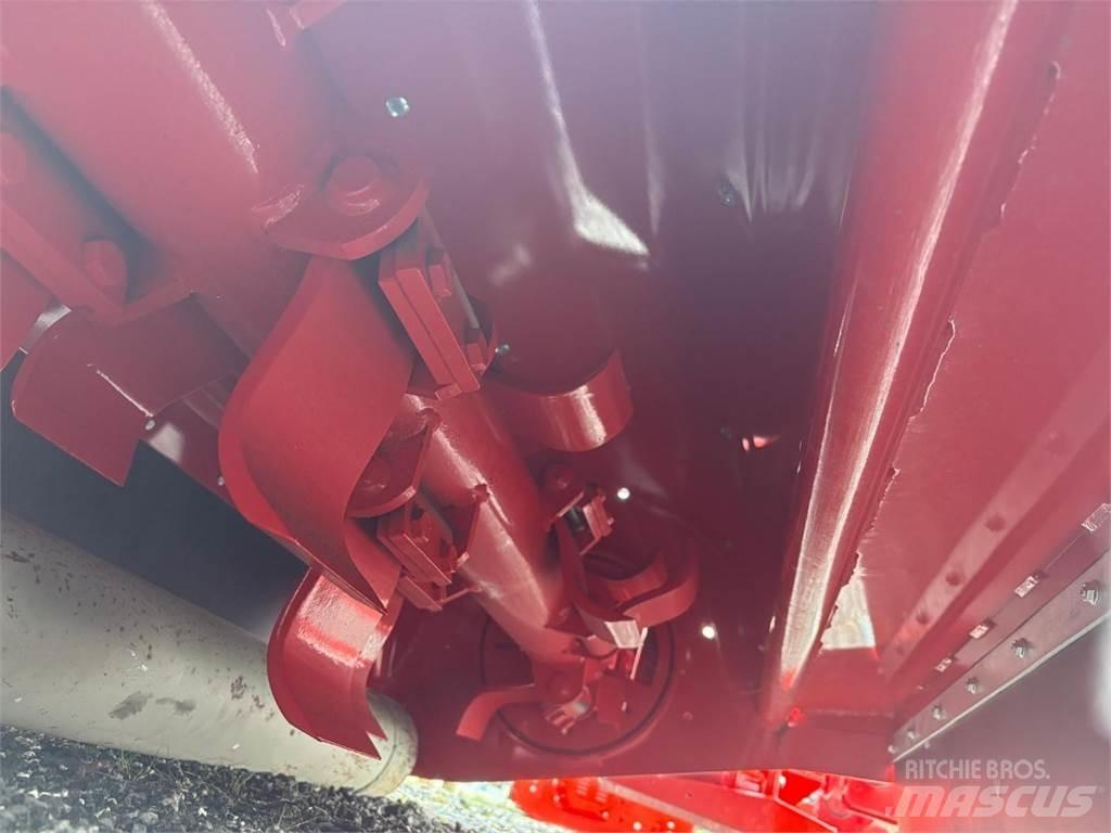 Dücker USM 15 VR4 Aireadores y escarificadores