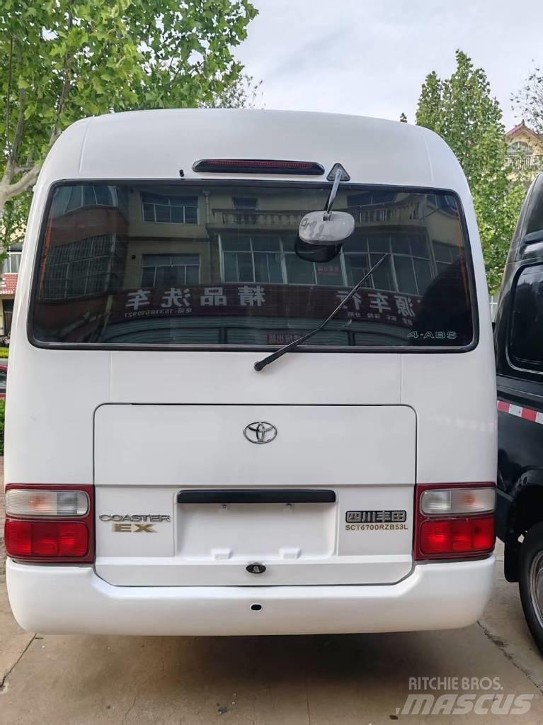 Toyota Coaster Autobuses interurbanos