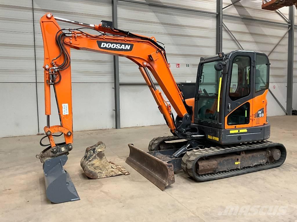 Doosan DX 63-3 Mini excavadoras < 7t
