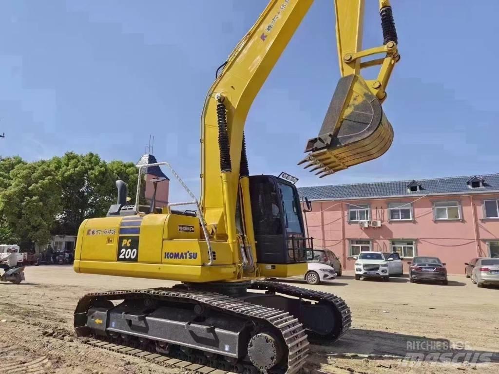 Komatsu PC 200-8 Excavadoras de cadenas