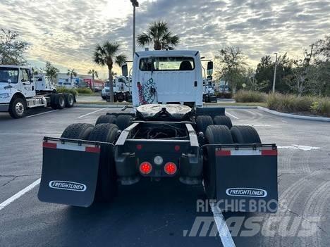 Freightliner M2 Cabezas tractoras