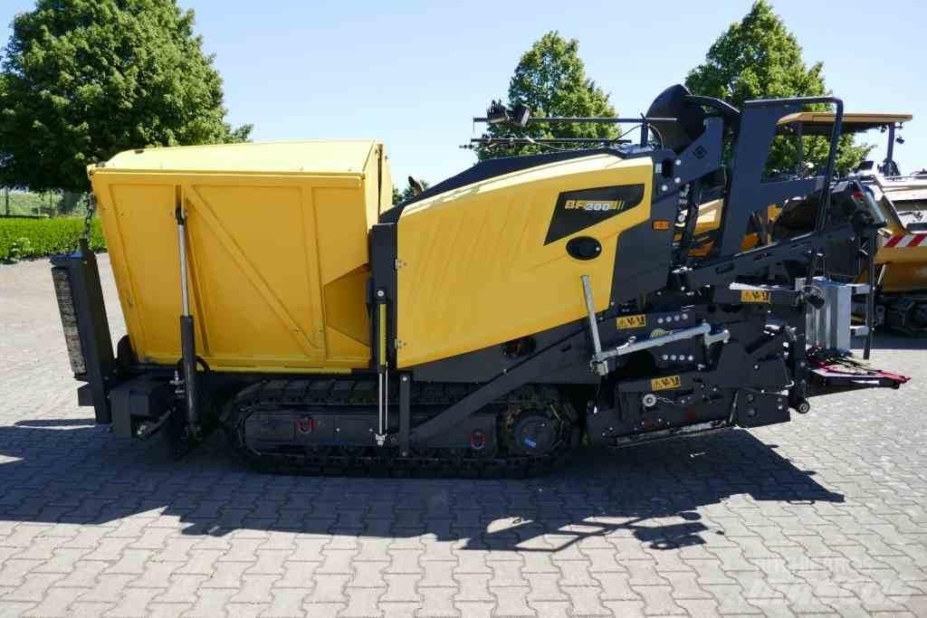 Bomag BF 200 C-2 Máquinas productoras de asfalto de pequeñas dimensiones