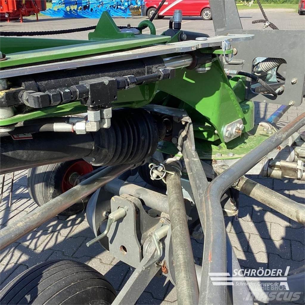 Fendt FORMER 1502 Segadoras hileradoras