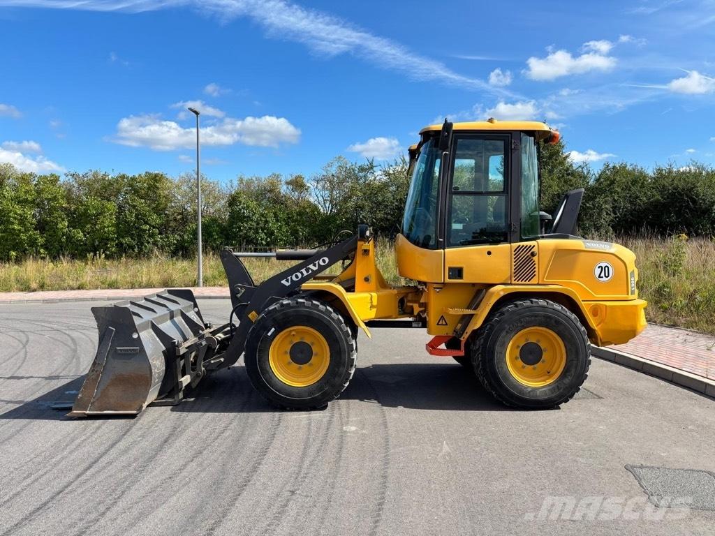 Volvo L 30 G Cargadoras sobre ruedas