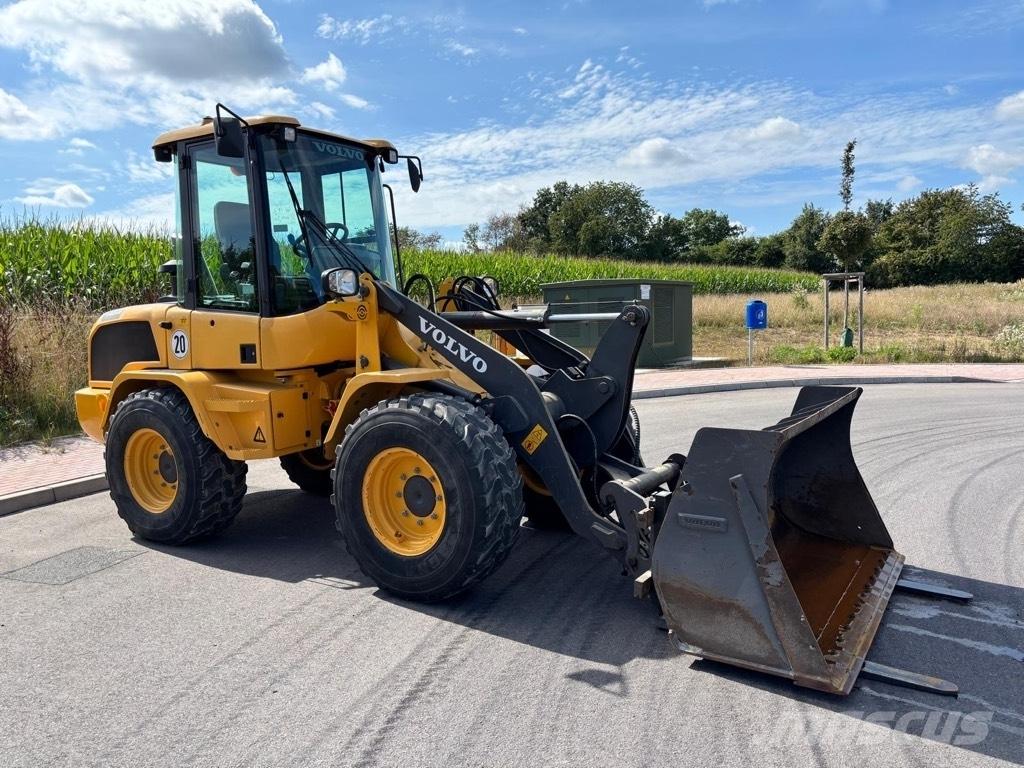 Volvo L 30 G Cargadoras sobre ruedas