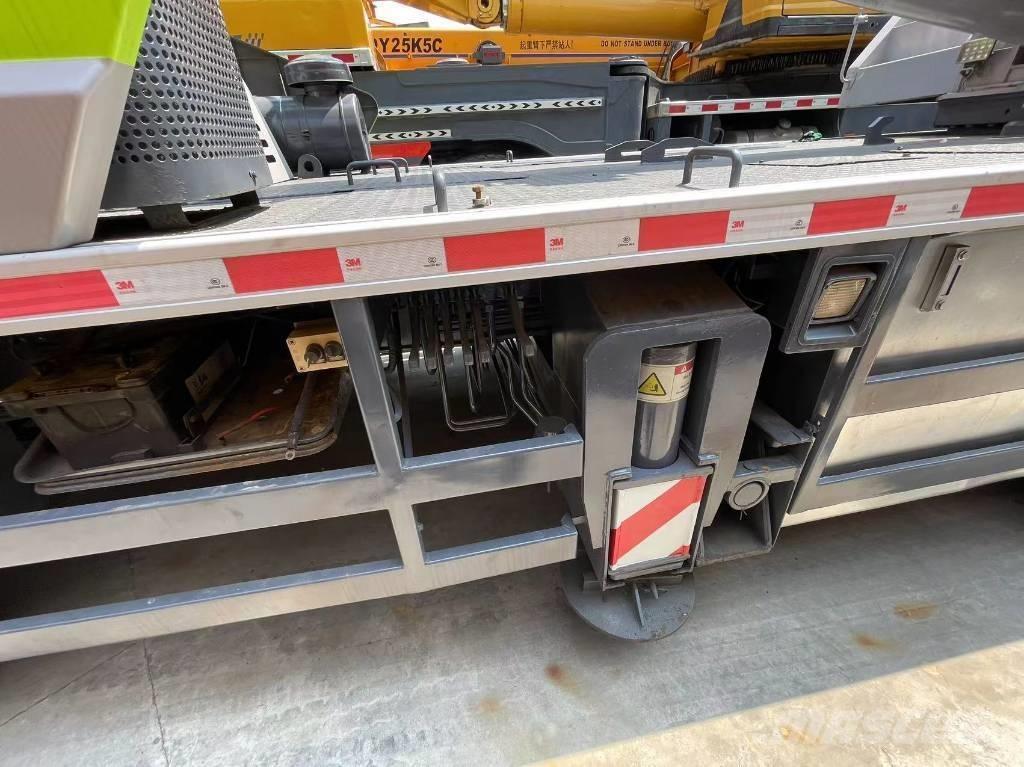 Zoomlion ZTC251V Cabrestantes, montacargas y elevadores de materiales