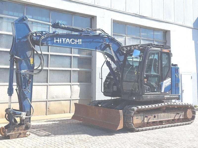 Hitachi ZX 135 US-7 Excavadoras de cadenas