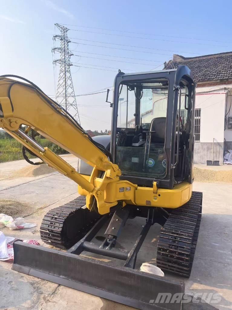 Komatsu PC 40 MR Excavadoras de cadenas