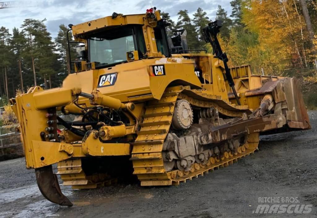 CAT D 8 T Buldozer sobre oruga