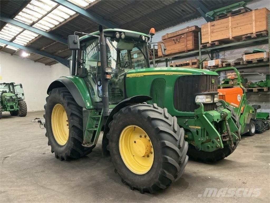 John Deere 6820 Tractores