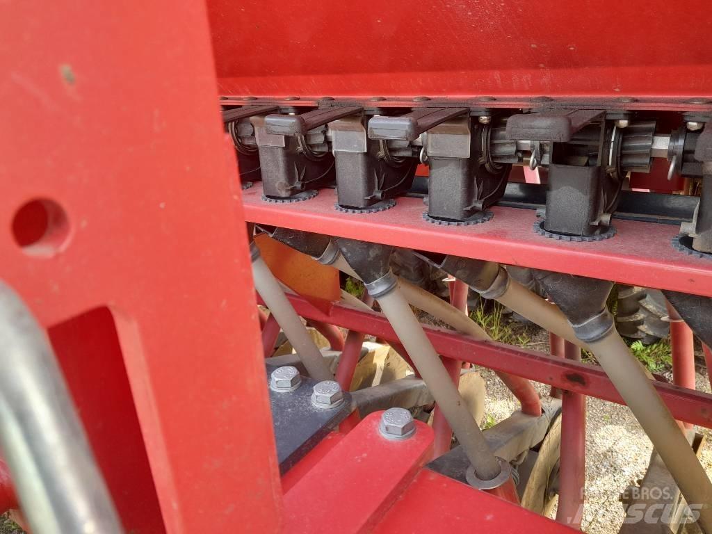 Tume TITAN 4000 Sembradoras combinadas