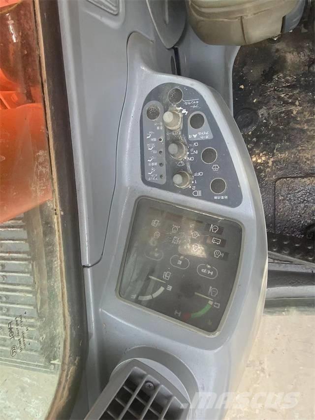 Hitachi EX120 Excavadoras de cadenas