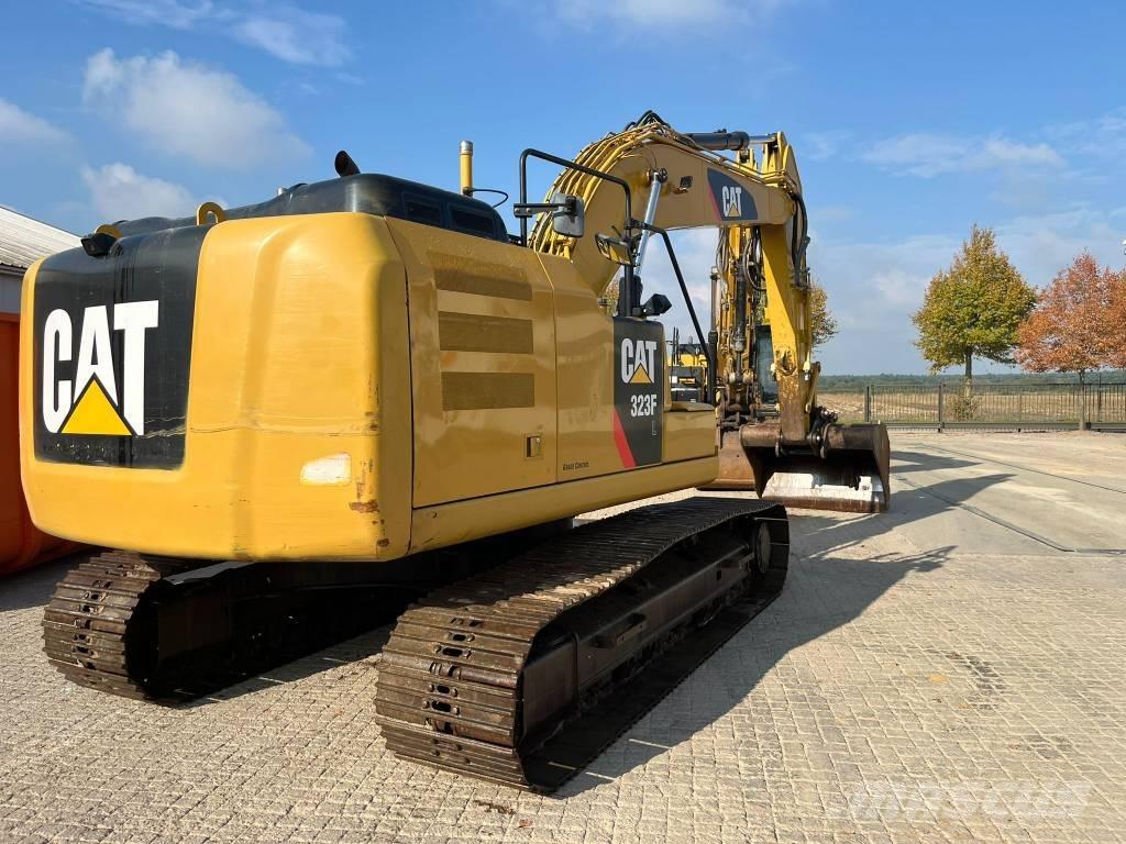 CAT 323 F L Excavadoras de cadenas