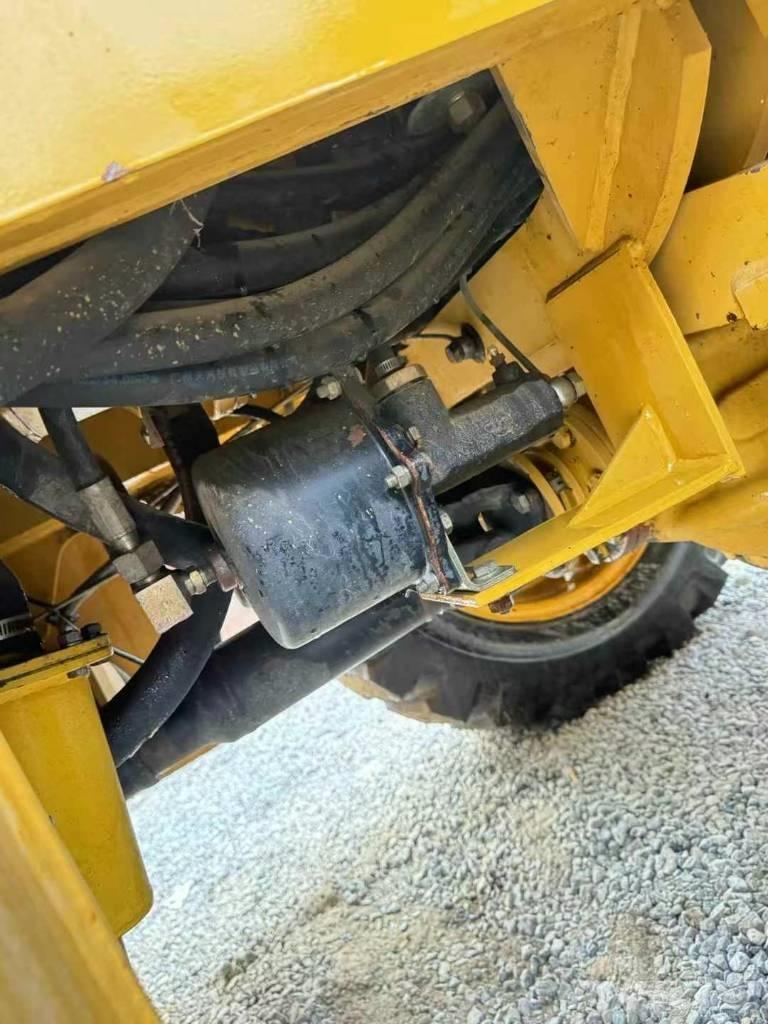 XCMG WZ 30-25 Retrocargadoras
