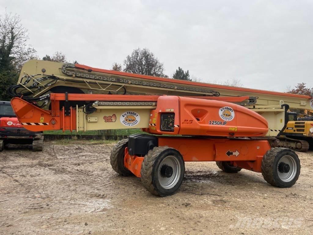 JLG 1250 AJP Plataforma de trabajo articulada