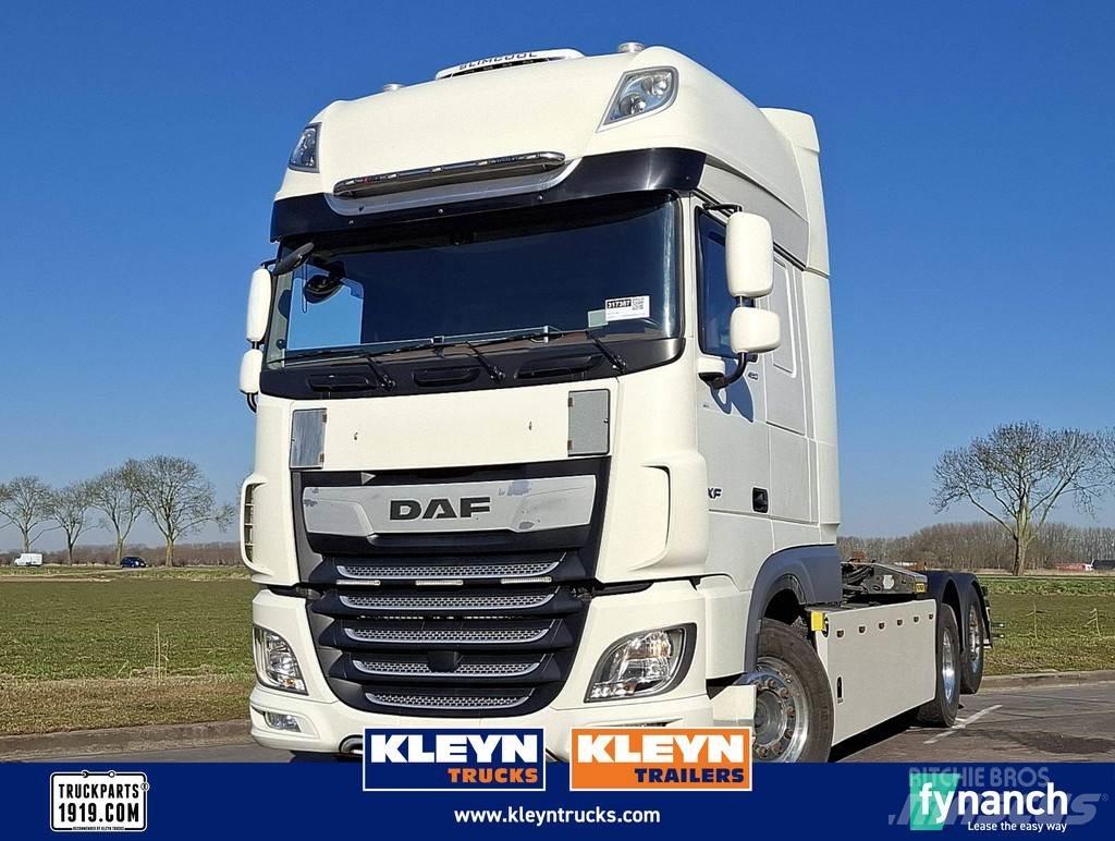 DAF XF 480 FAN Camiones polibrazo