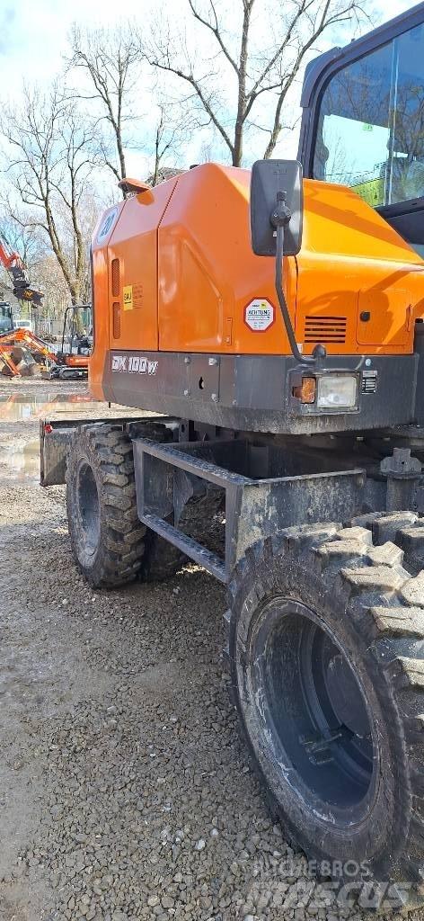 Doosan DX 100 W-7 Excavadoras de ruedas