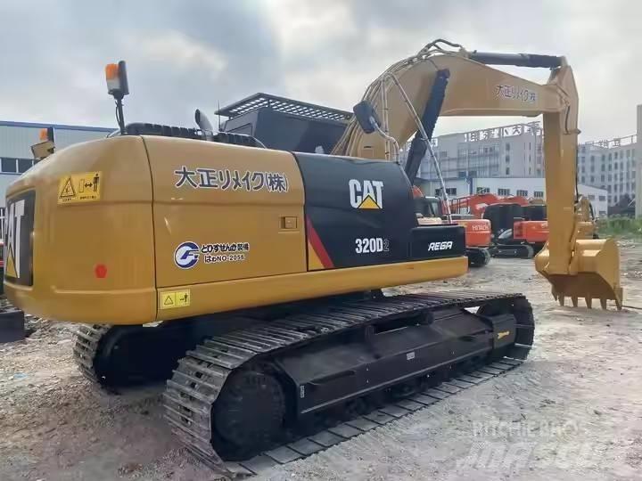 CAT CAT320D2 Excavadoras 7t - 12t