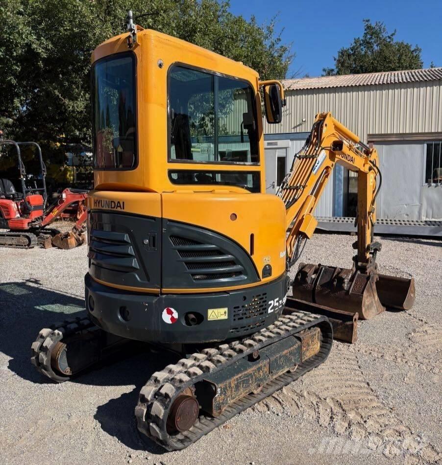 Hyundai R25Z-9 AK Mini excavadoras < 7t