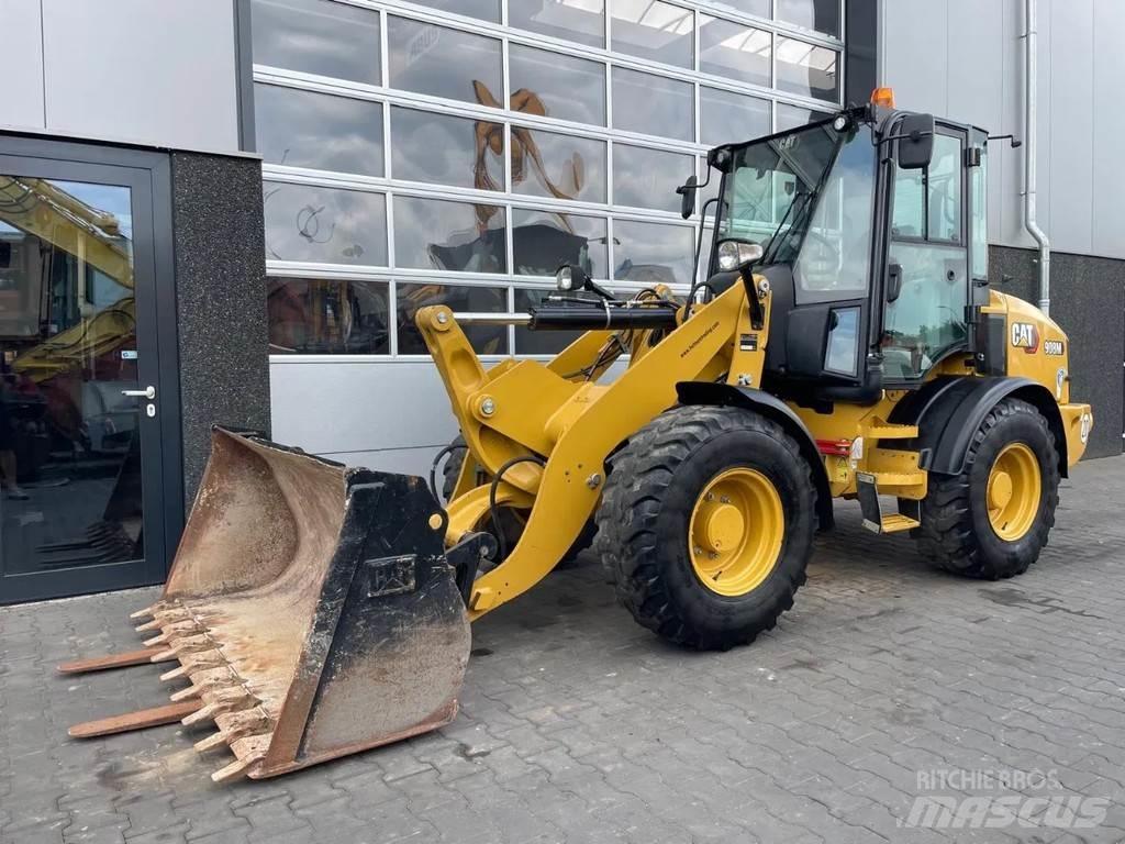 CAT 908M | EPA Cargadoras sobre ruedas