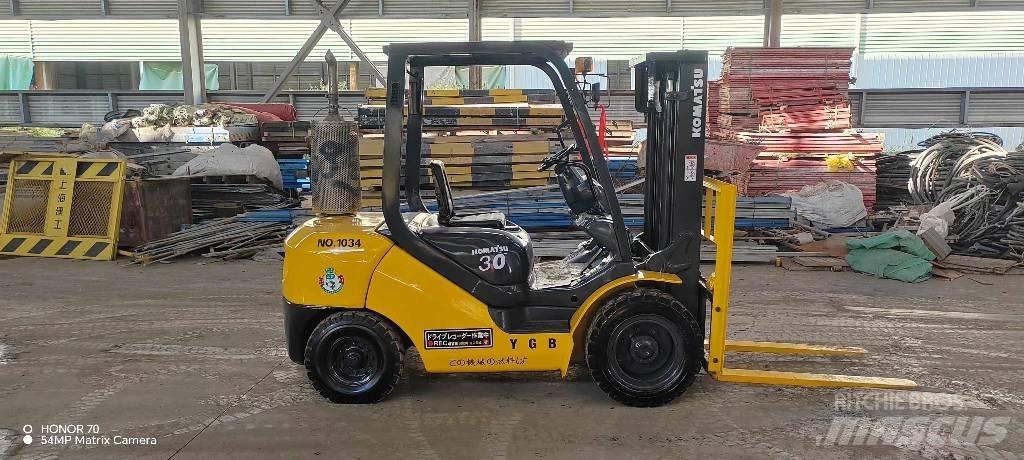 Komatsu FD 30 T-14 Carretillas diesel