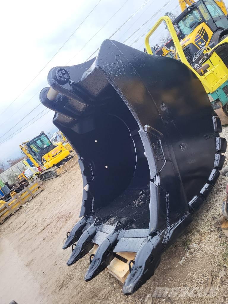 Komatsu Winkelbauer Retroexcavadoras