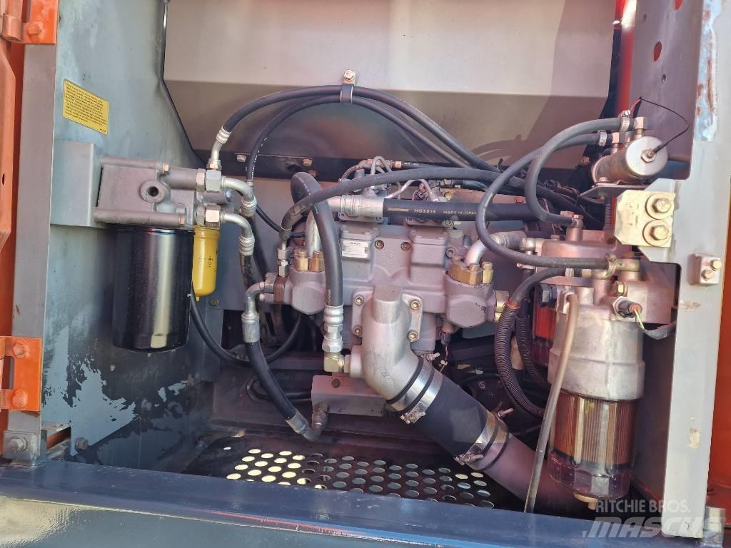 Hitachi ZX 210-3 Excavadoras de cadenas