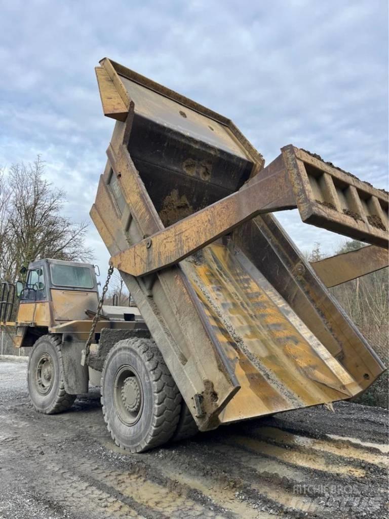 CAT 769 D Dúmpers rígidos