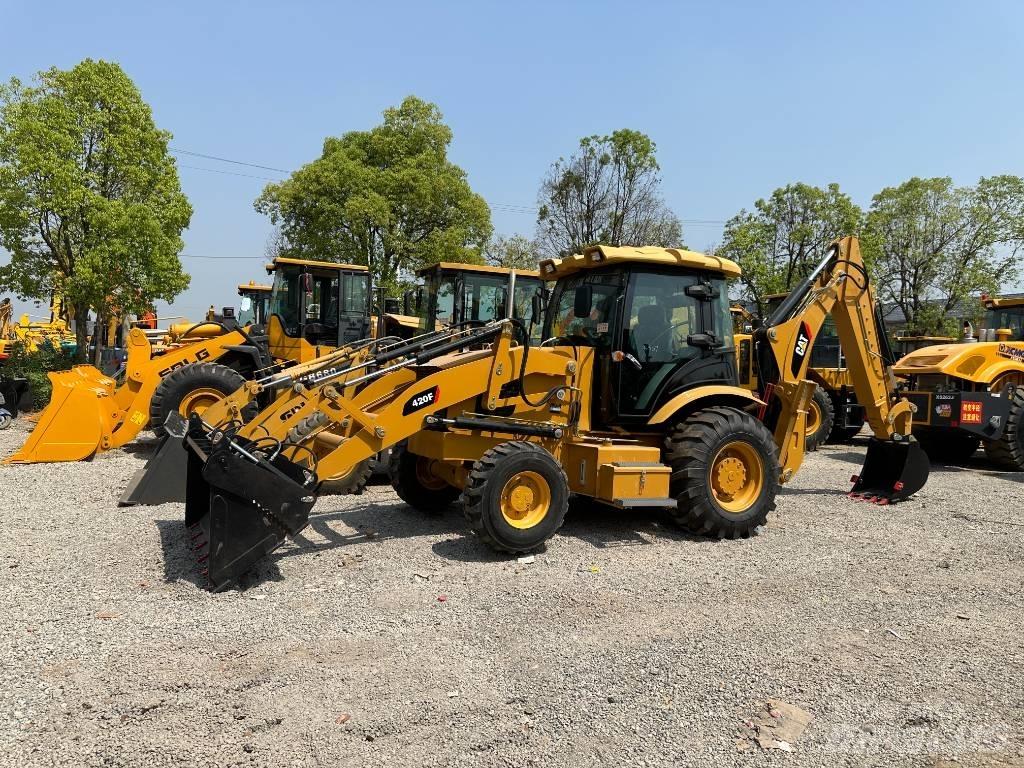CAT 420F Retrocargadoras