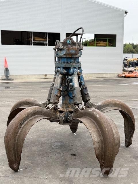 Liebherr A 924 C Pinzas
