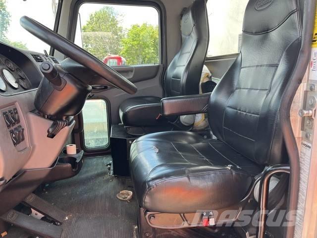 Peterbilt 337 Camiones botelleros
