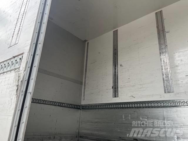 Scania R450B6X2*4NB Camiones caja cerrada