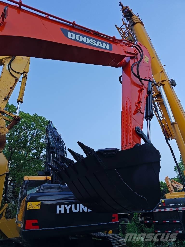 Doosan DX 300 LC Excavadoras de cadenas