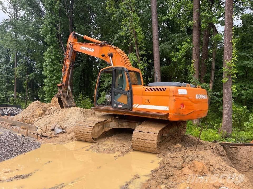 Doosan DX 255 LC Excavadoras de cadenas