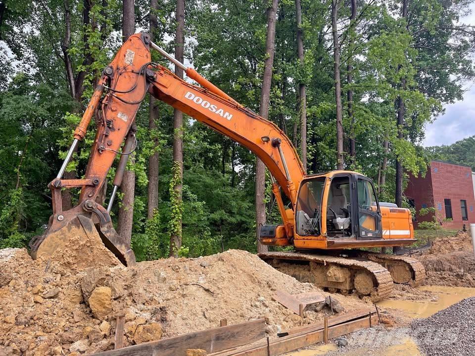 Doosan DX 255 LC Excavadoras de cadenas
