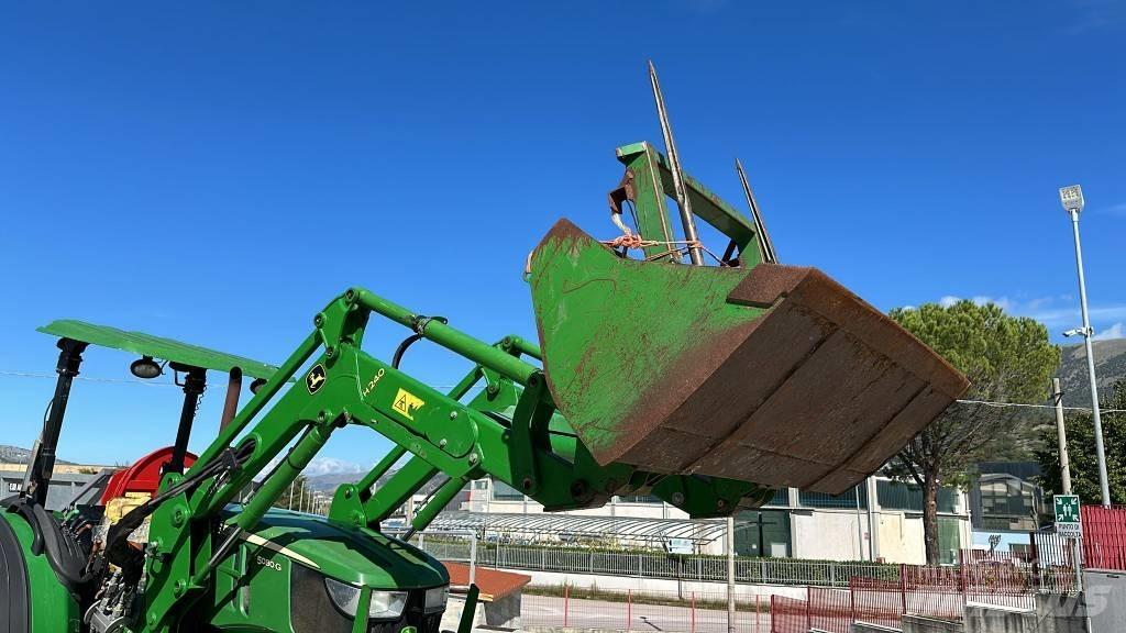 John Deere 5080 G Tractores